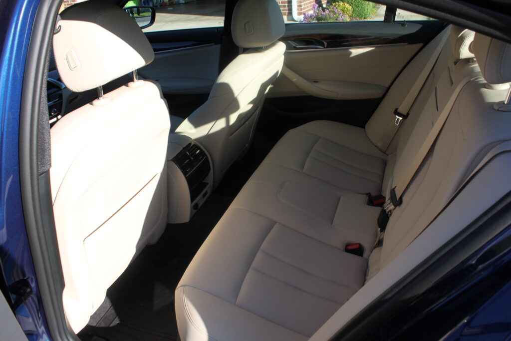 BMW 5 Series rear seat room